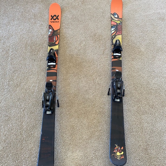 Volkl 2021 skis and 2021 technica ski boots - Picture 9 of 12